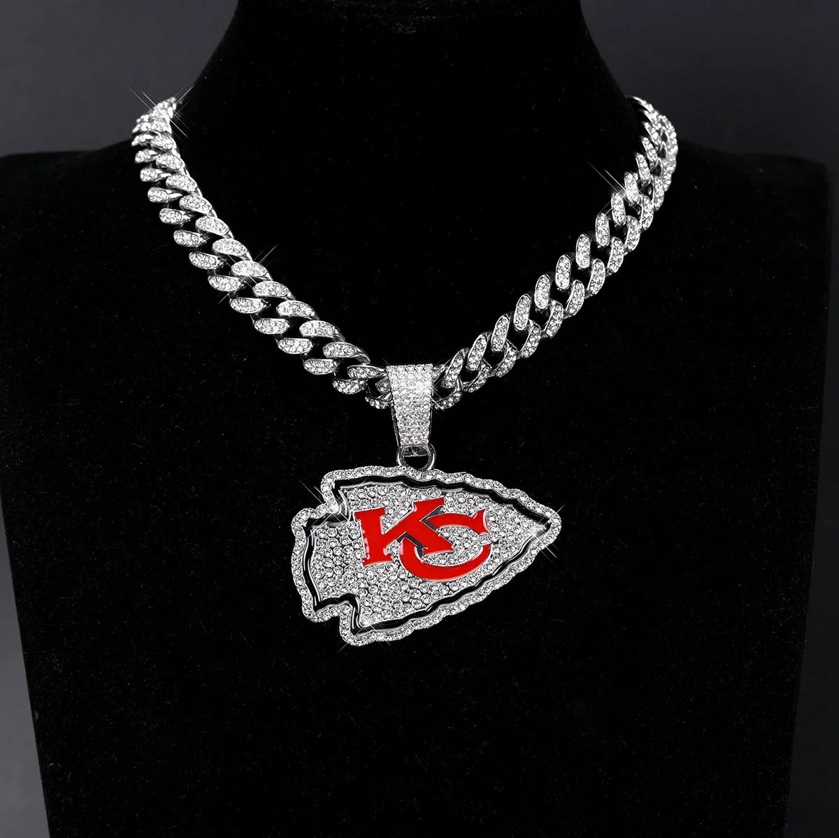 Sports Customized LOGO Pendant Necklace with Iced Out Cuban Chains for Football Fans Birthday Gifts