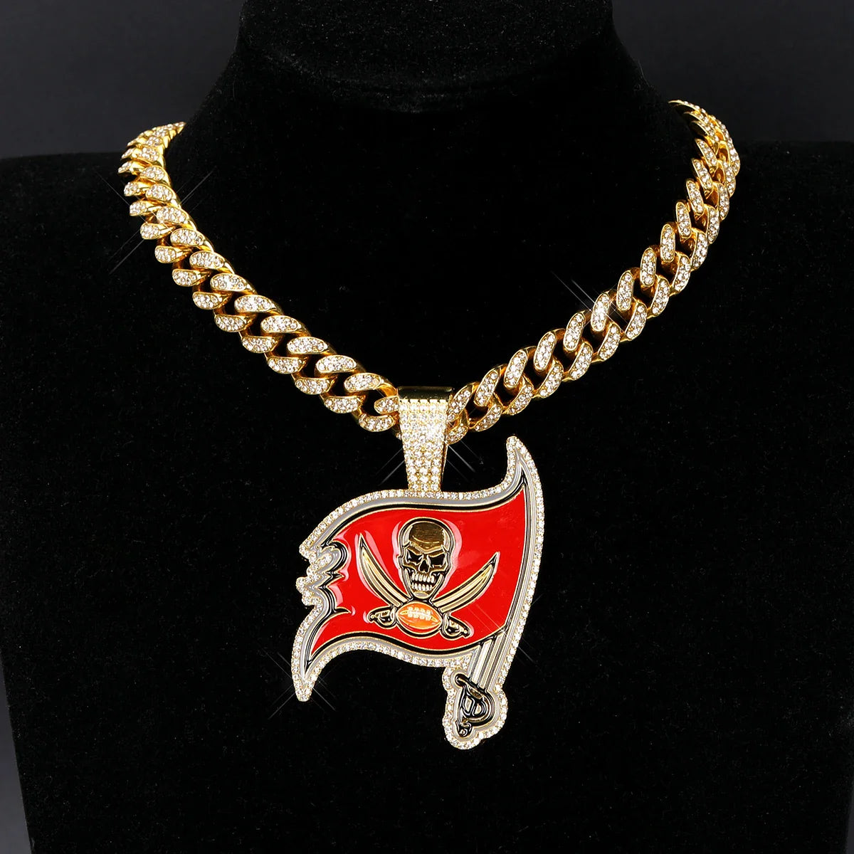 Sports Customized LOGO Pendant Necklace with Iced Out Cuban Chains for Football Fans Birthday Gifts