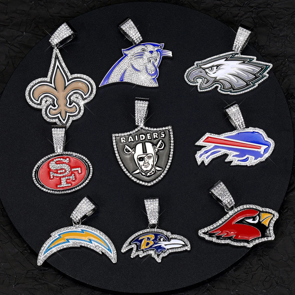 Sports Customized LOGO Pendant Necklace with Iced Out Cuban Chains for Football Fans Birthday Gifts