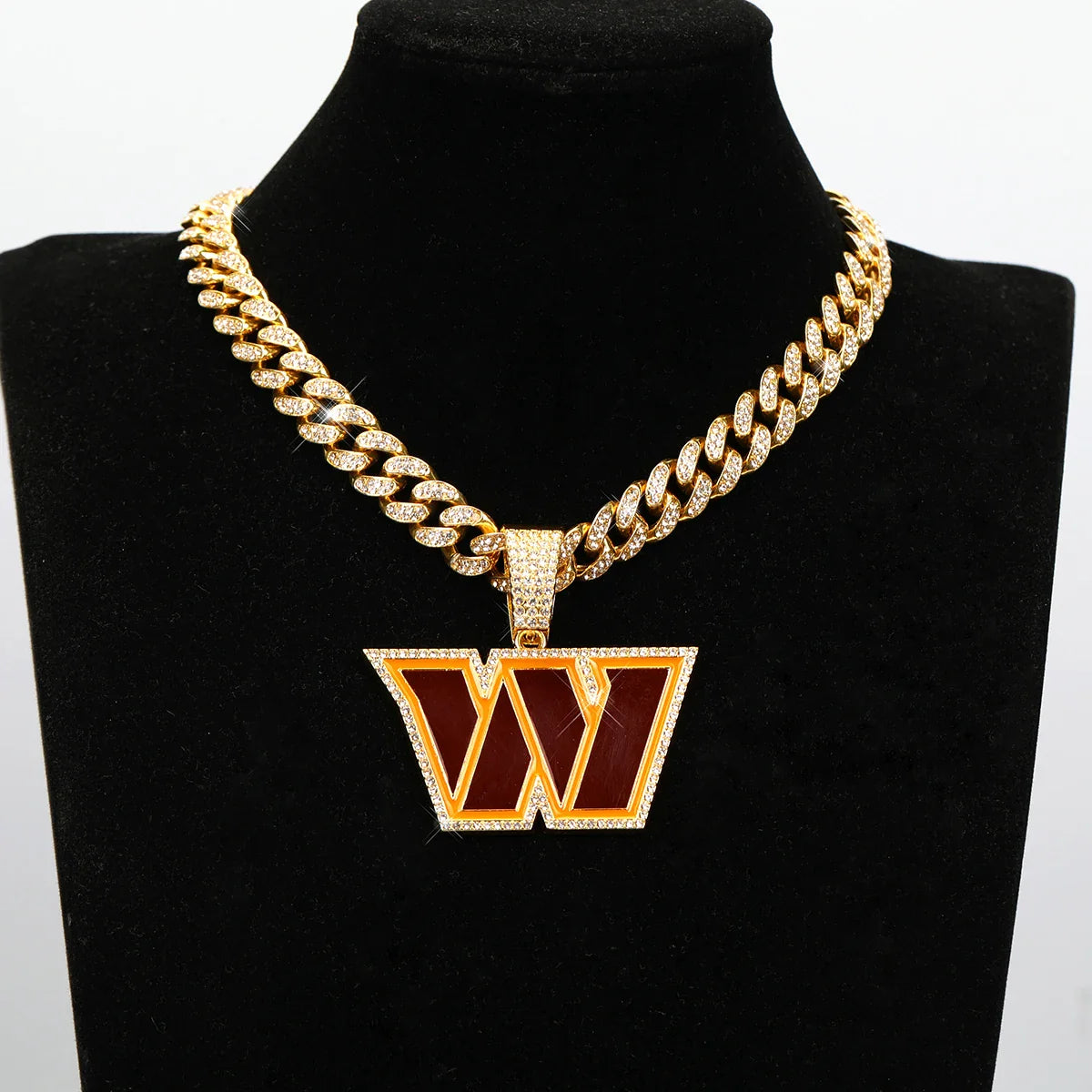 Sports Customized LOGO Pendant Necklace with Iced Out Cuban Chains for Football Fans Birthday Gifts