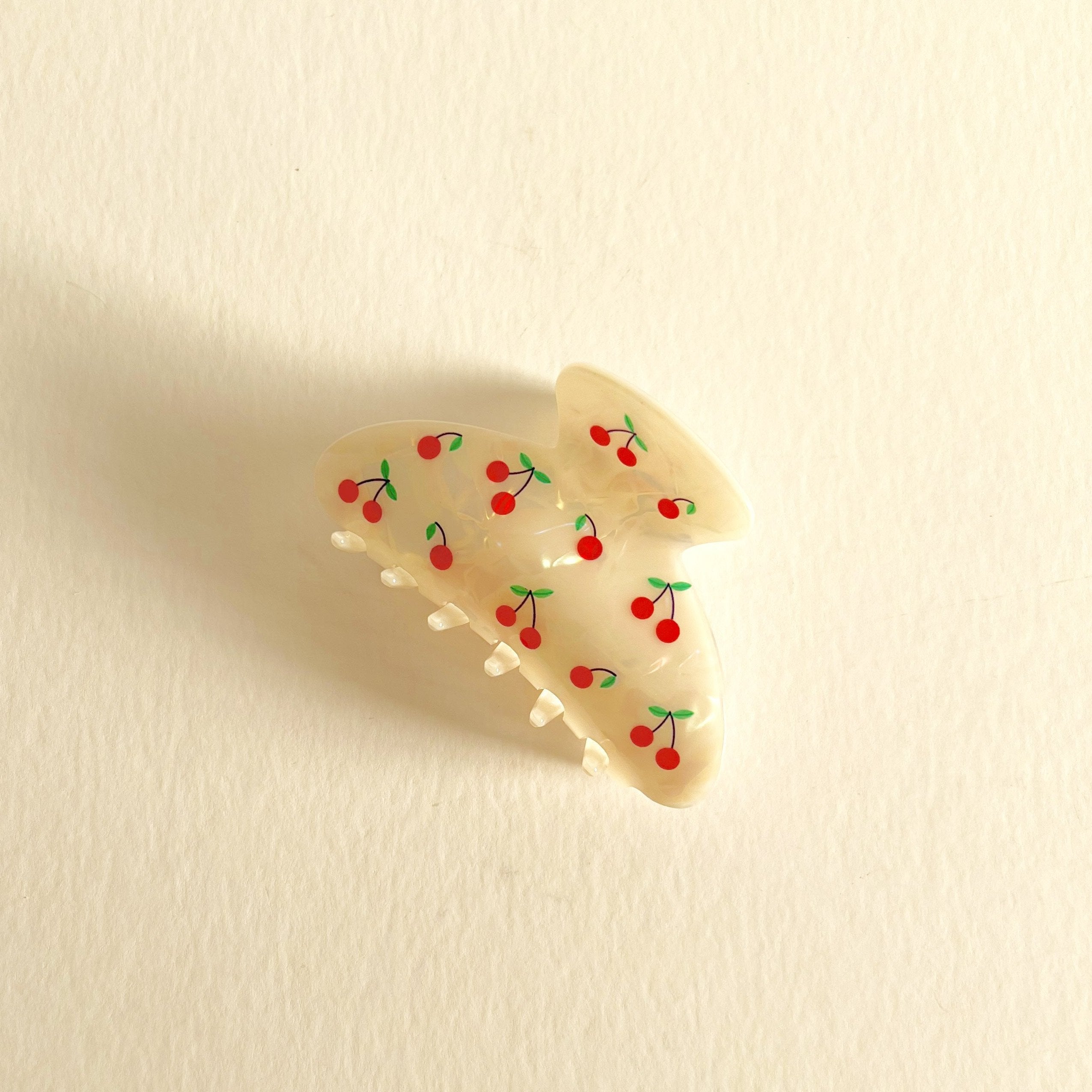 Wild Cherry Claw Clip